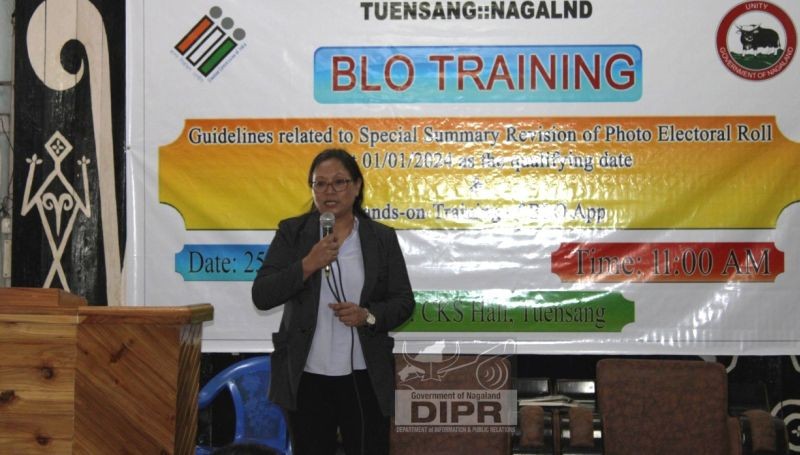 Deputy Commissioner and District Election Officer of Tuensang, Lithrongla Tongpi Rutsa addressing the BLO Training at CKS Conference Hall, Tuensang on July 25. (DIPR PHoto)
